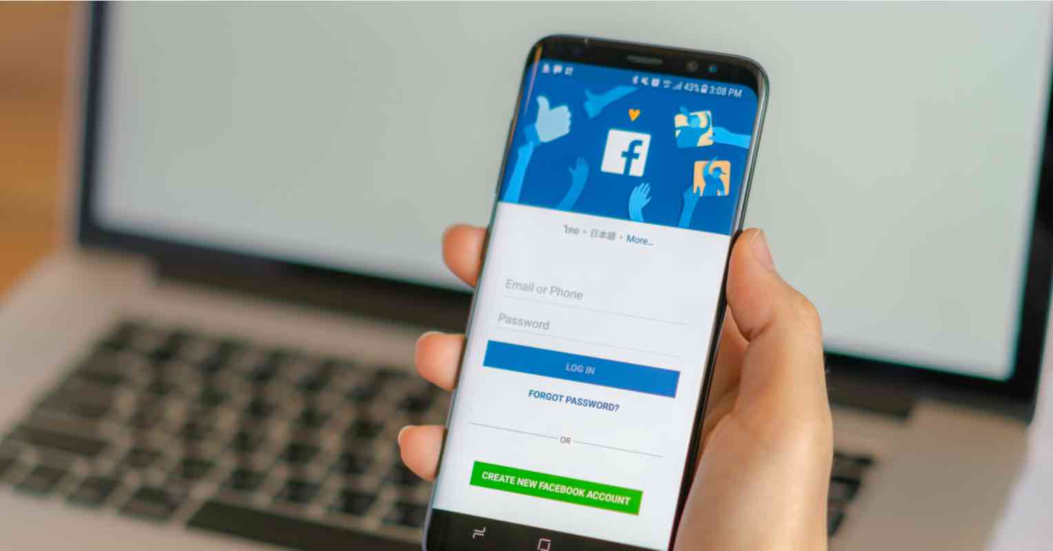 cách xoá mật khẩu Facebook đã lưu trên iphone