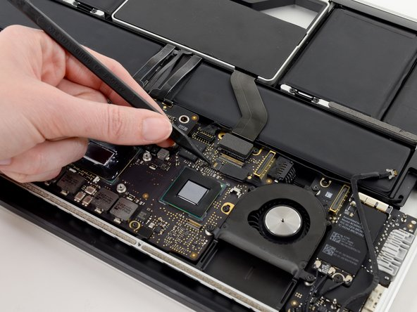 khi nào cần thay pin macbook