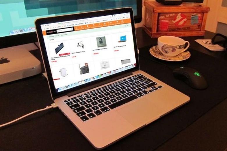 sạc macbook có tự ngắt không